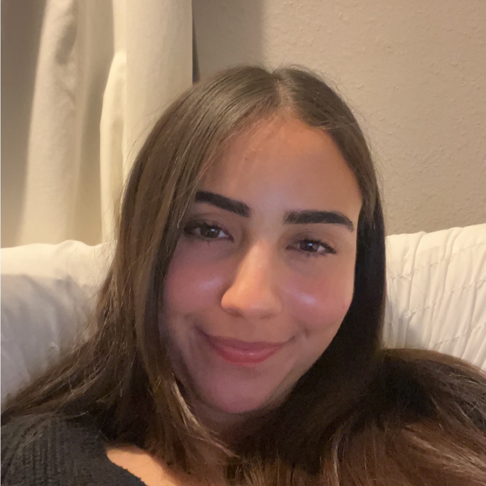 Meet your Posher, Abigail